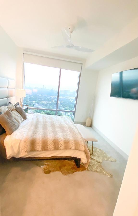 Medcenter Vacation Glasspad Skyline Views, 1 Free Prking Spot, Sleeps 4, Ask For Rental Car Option Houston Bagian luar foto